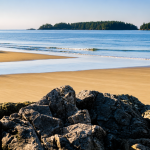 Pantai Pasir Putih Sawarna