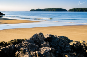 Pantai Pasir Putih Sawarna